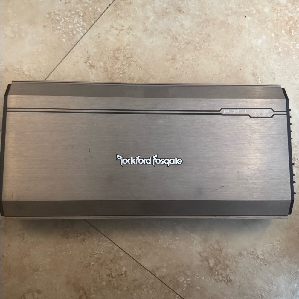 Rockford Fosgate Gray Amplifier